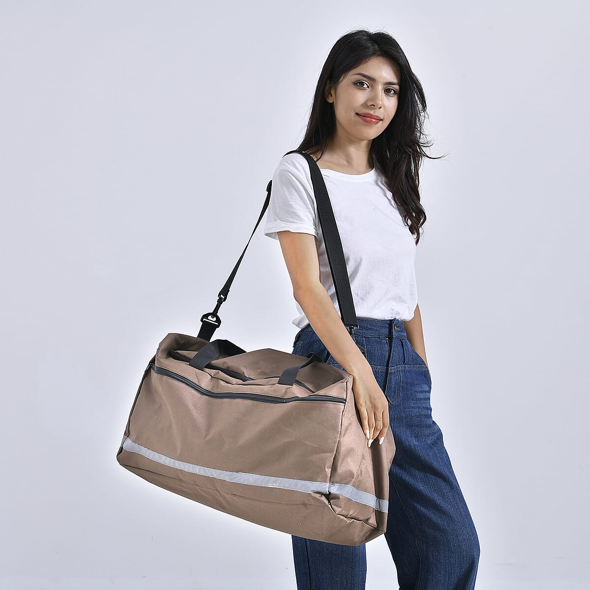Brown Polyester Large-capacity Travel Bag with Shoulder Strap image number 1