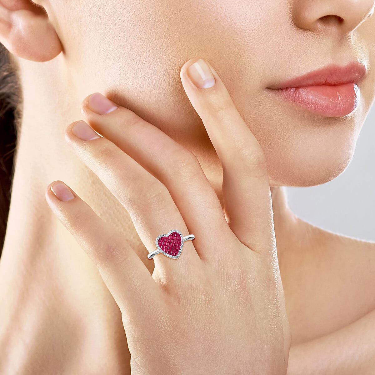 Simulated White and Red Color Diamond Heart Ring in Rhodium Over Sterling Silver (Size 10.0) image number 2