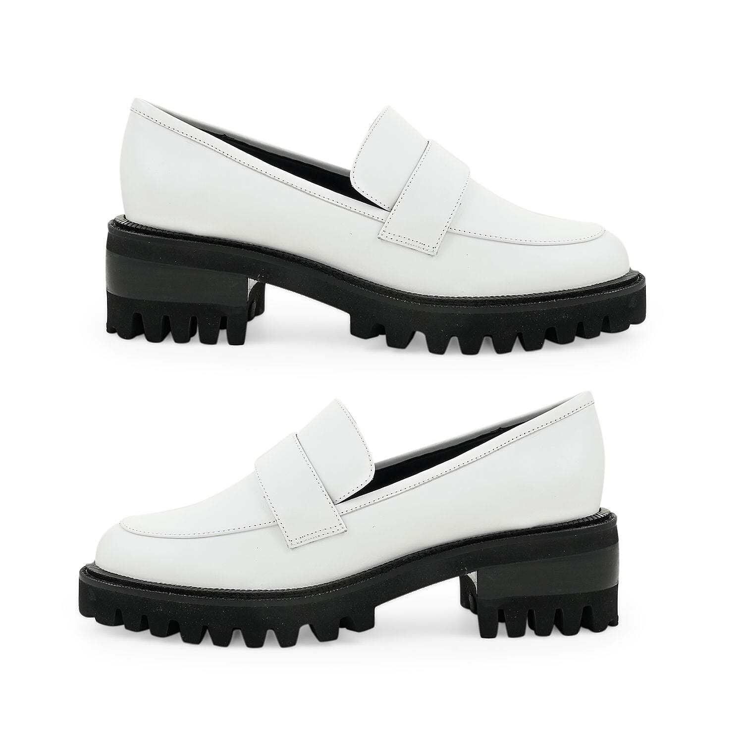 Aerosoles Loafer in White Genuine Leather SIZE 10.00