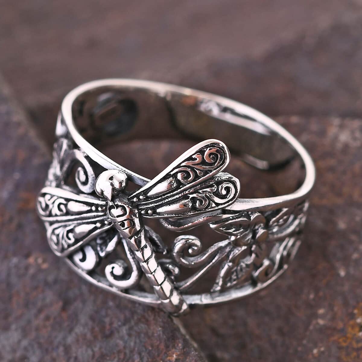 Bali Legacy Sterling Silver Dragonfly Ring (Size 8.0) 4.50 Grams image number 1