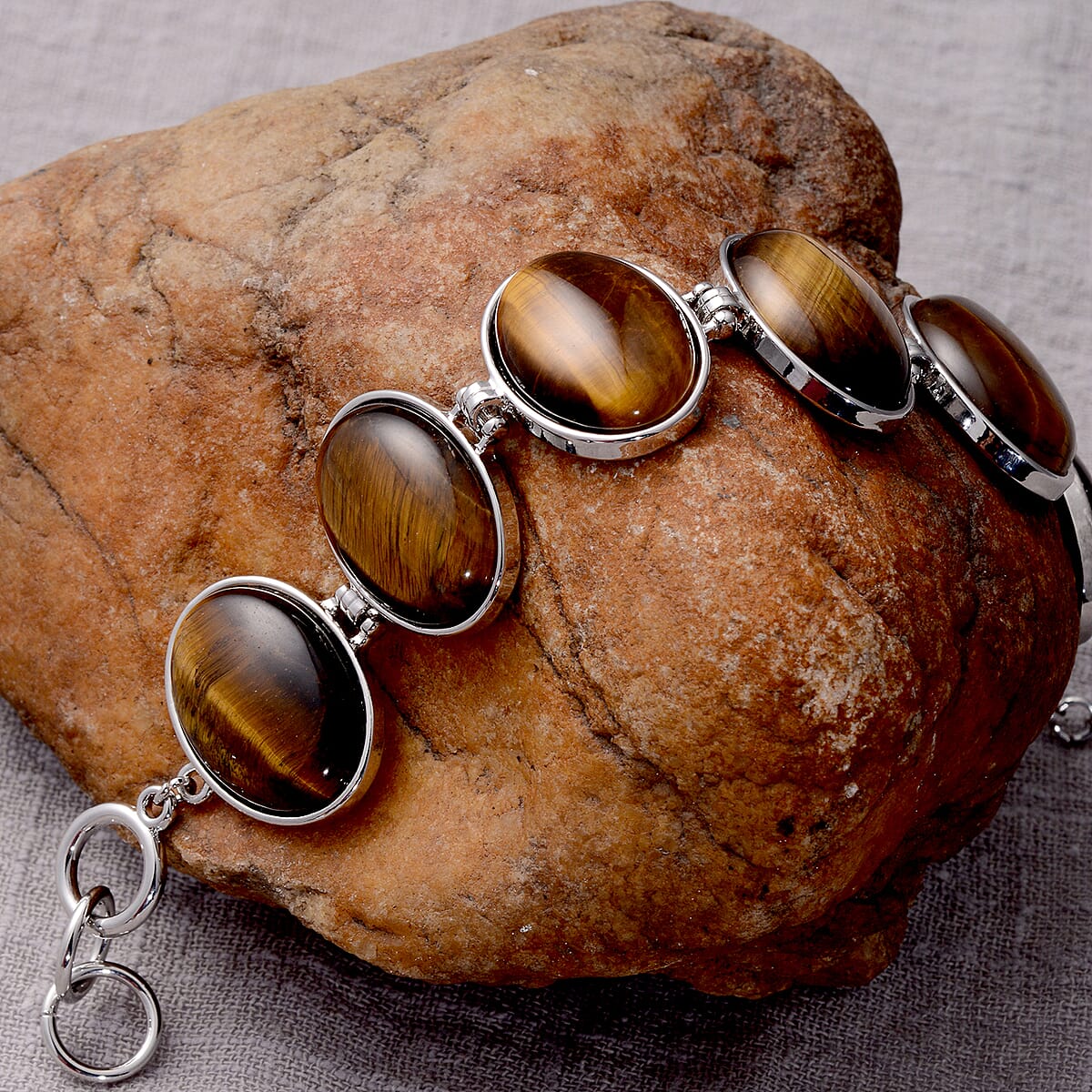Yellow Tiger's Eye Station Bracelet in Silvertone (7.50-8.50In) 136.50 ctw image number 1
