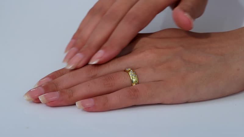 Karis Diamond Accent Leaf Band Ring in 18K YG Plated
