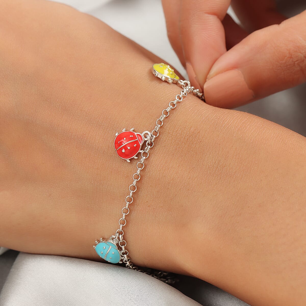 KARIS Anklet with Charm in Platinum Bond image number 2