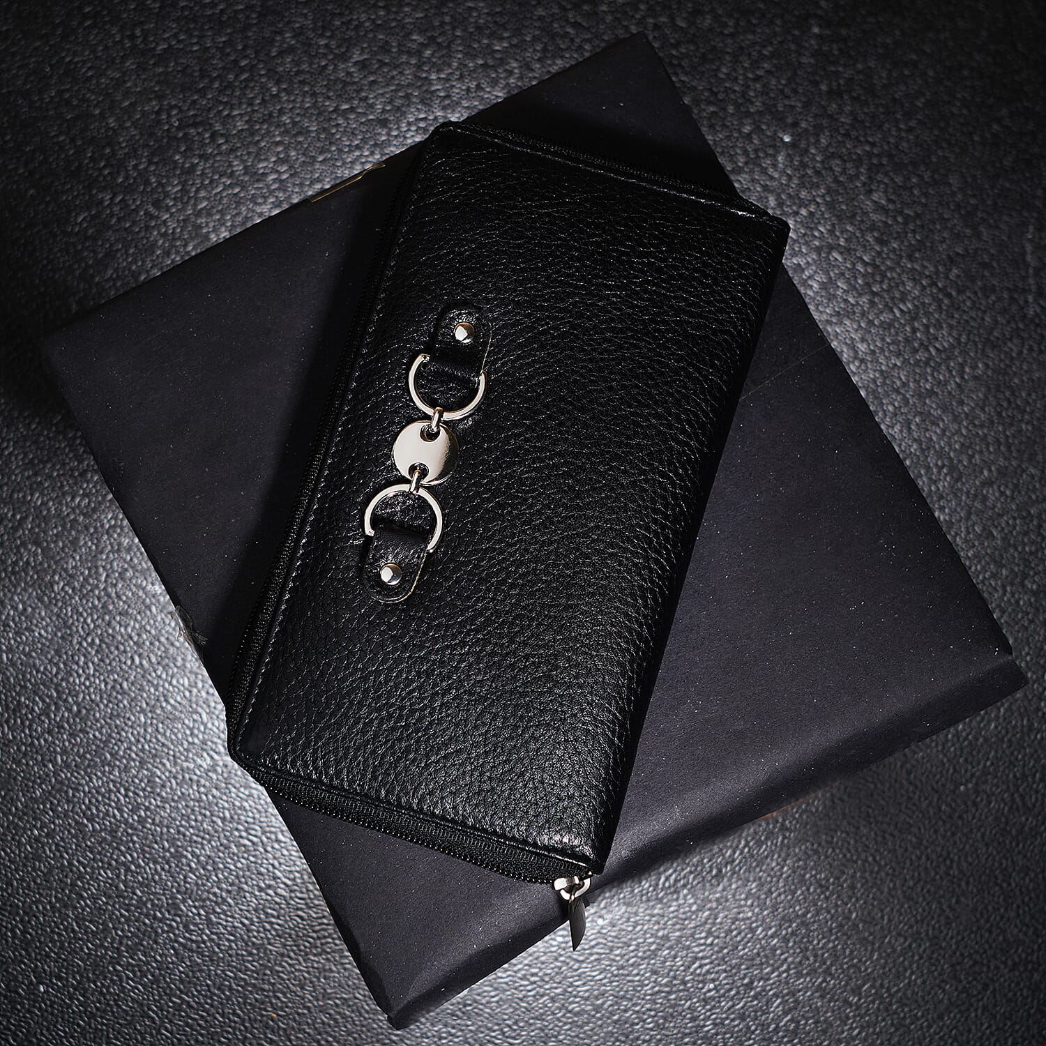 Black - Product card gallery slide 2 (9450107076863)