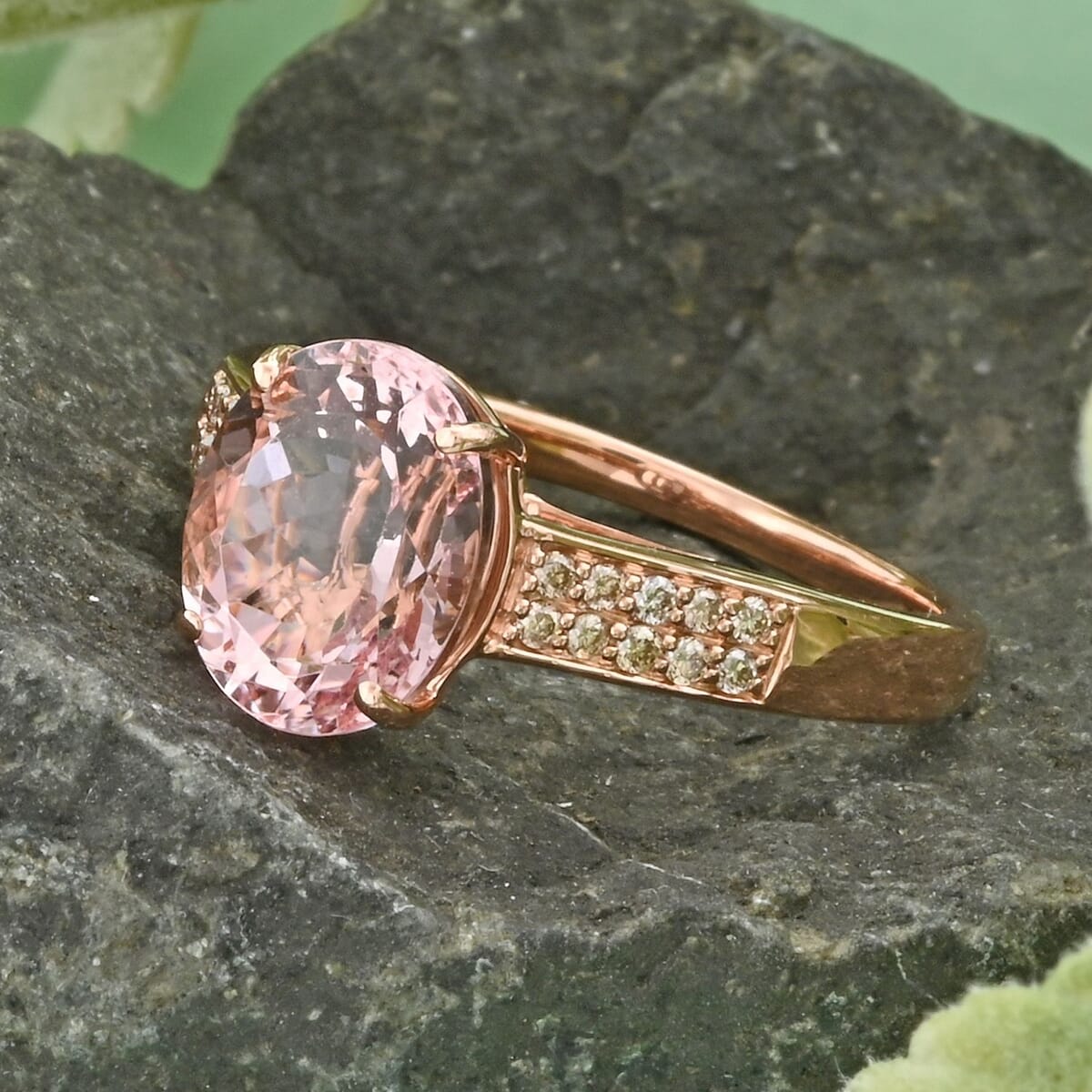 Luxoro 14K Rose Gold AAA Palmeiras Pink Morganite and G-H I2 Diamond Ring (Size 4.5) 2.60 ctw image number 1