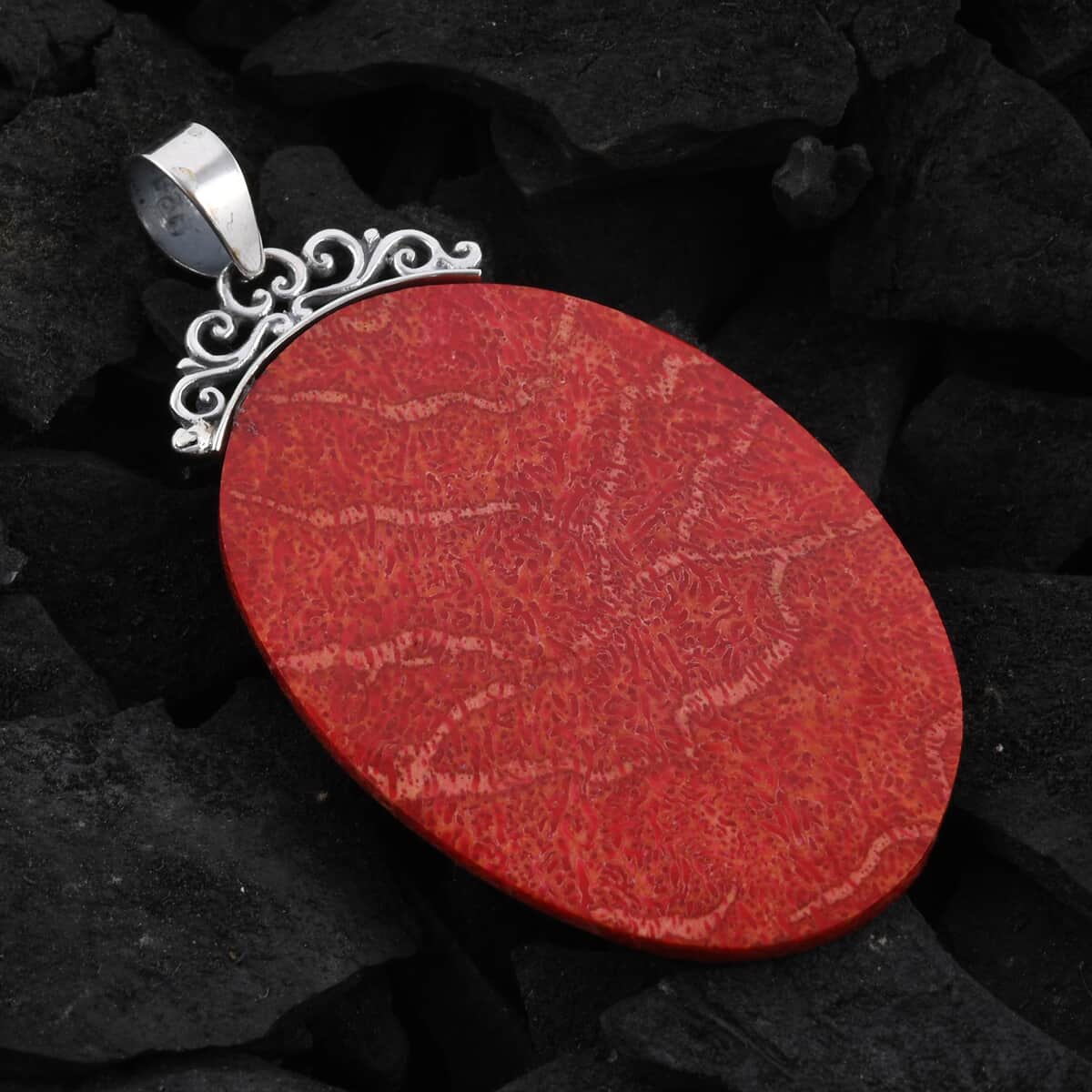 Sponge Coral Oval Pendant in Sterling Silver image number 1