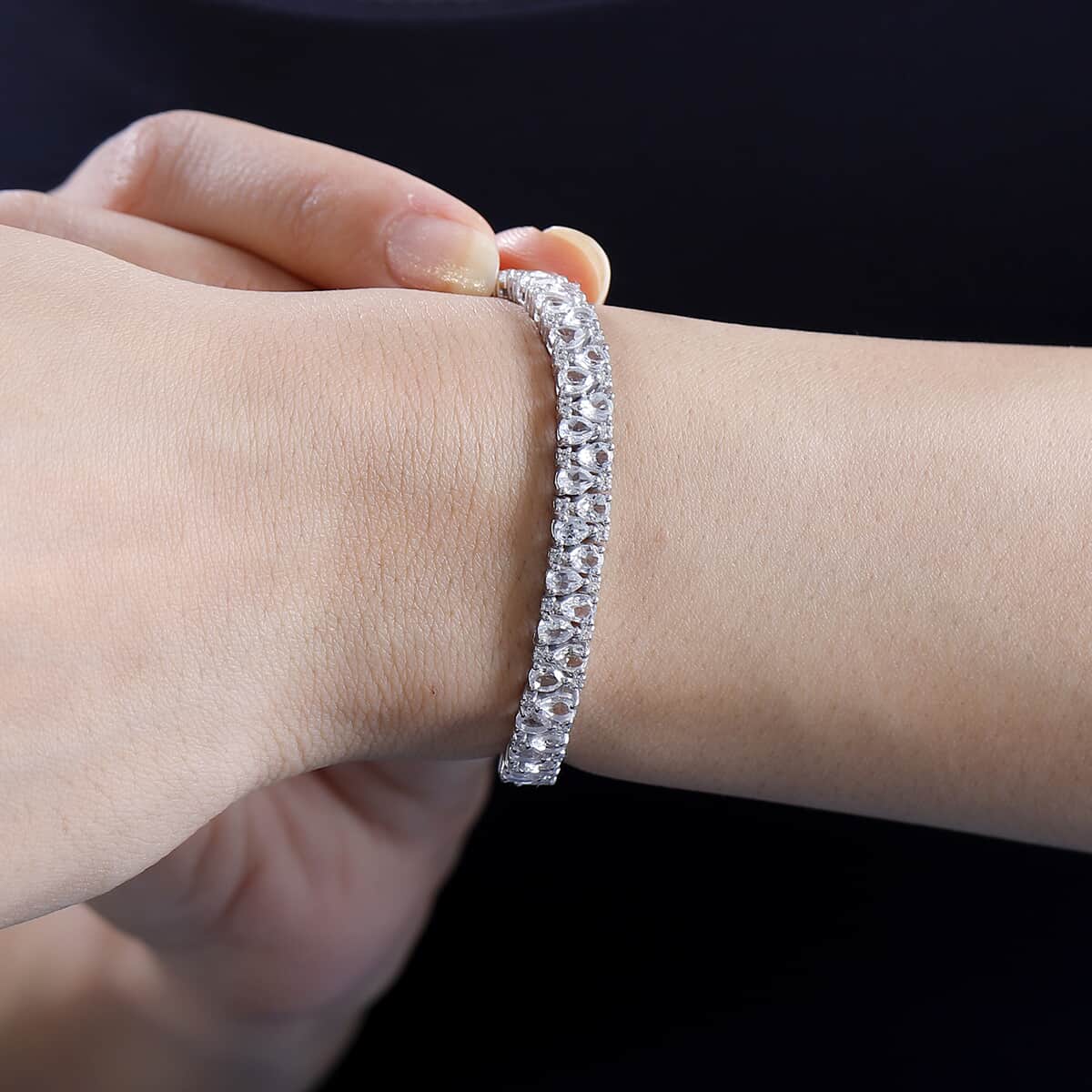 White Topaz 13.80 ctw Bracelet in Rhodium Over Sterling Silver (7.25 In) image number 2