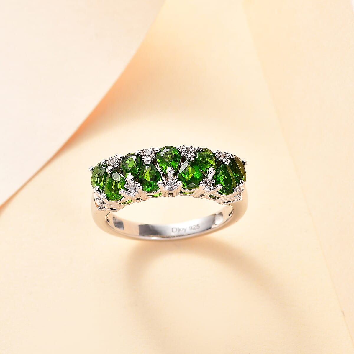 Chrome Diopside and White Zircon 1.70 ctw Ring in Rhodium Over Sterling Silver (Size 6.0) image number 1