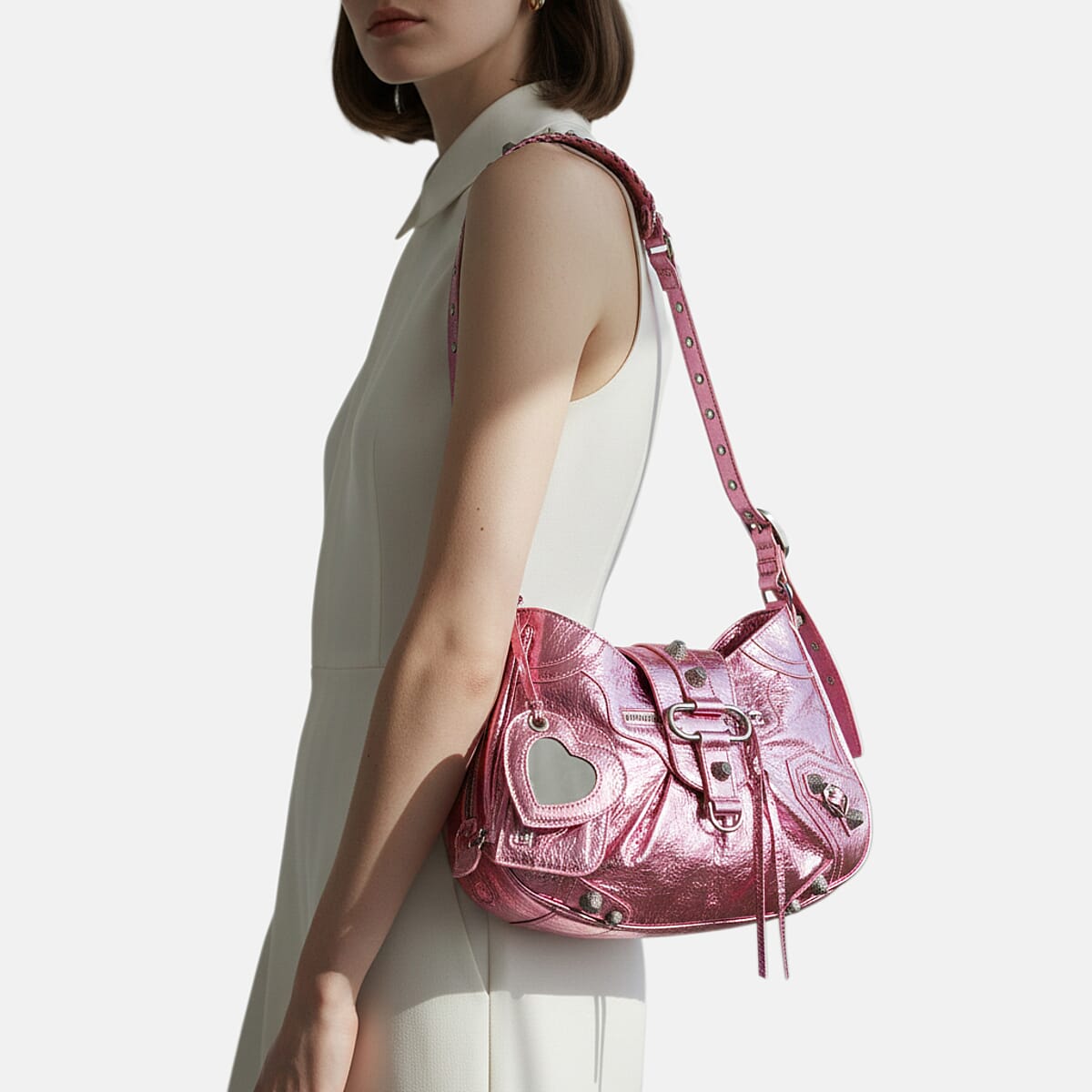 Grand Pelle Metallic Pink Genuine Leather Crossbody Bag with Shoulder Strap image number 3