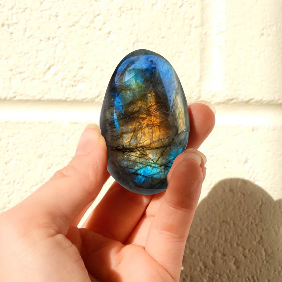 Labradorite Palm Stone -L 267.5ctw image number 4