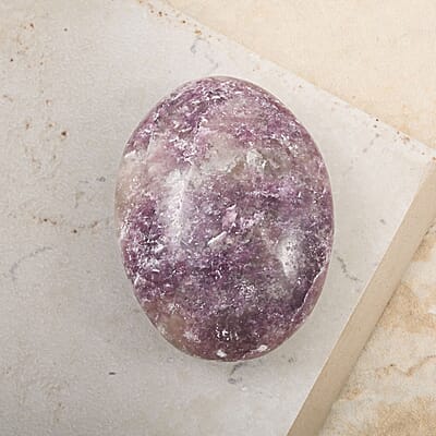 Lepidolite Palm Stone -S 271ctw