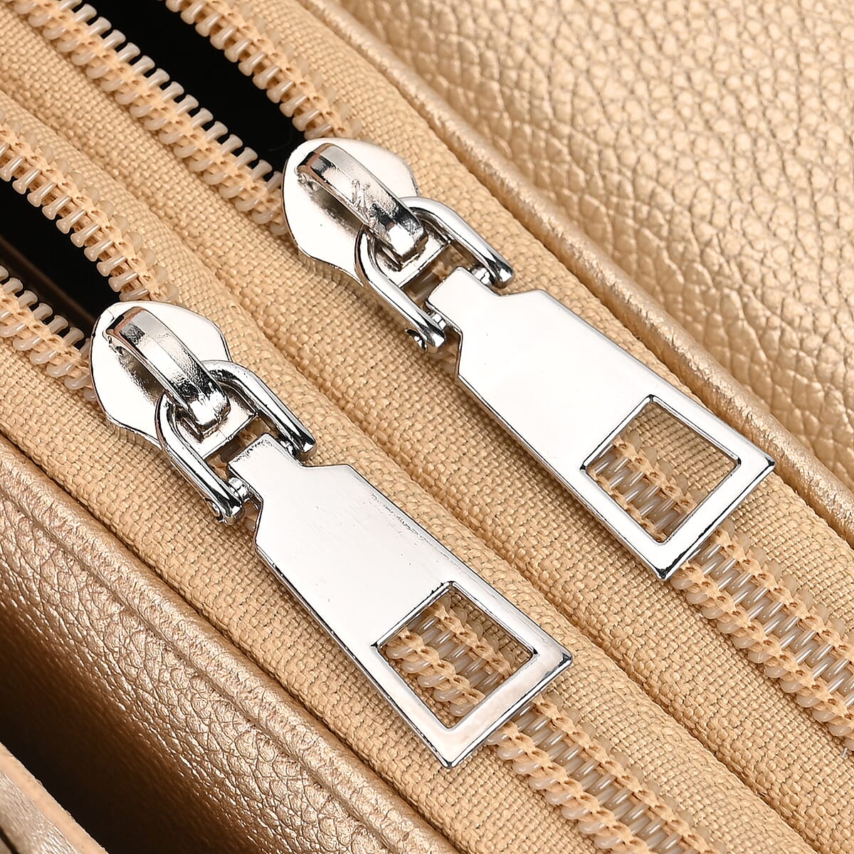 Metallic Gold Faux Leather Crossbody Bag with Shoulder Strap image number 5