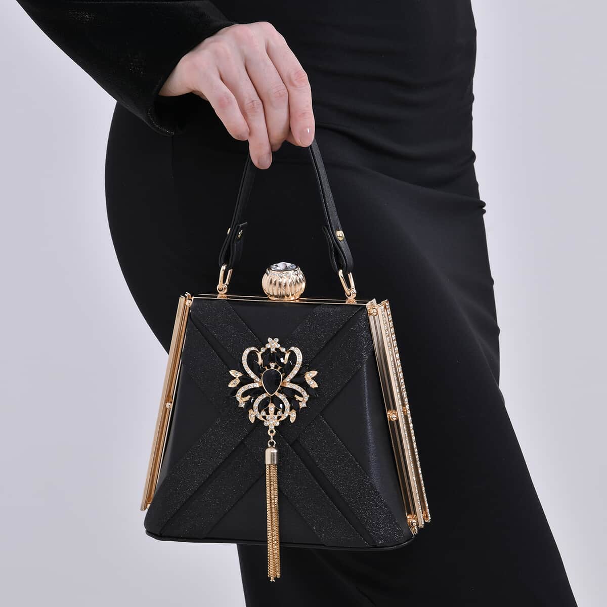 Black Fashionable Designer Crystal Tassels Clutch Bag with Shoulder Chain Strap image number 2