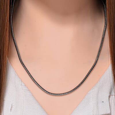 Snake Chain Necklace in Silvertone 20-22 Inches