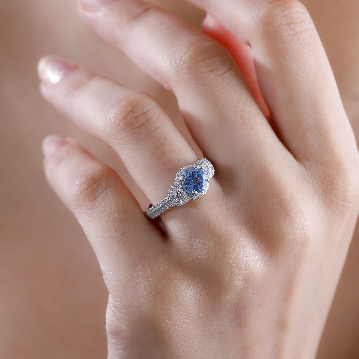 Certified & Appraised Rhapsody AAAA Santa Maria Aquamarine and E-F VS2 Diamond 1.48 ctw Ring in 950 Platinum (Size 8.0) 6.25 Gram image number 2