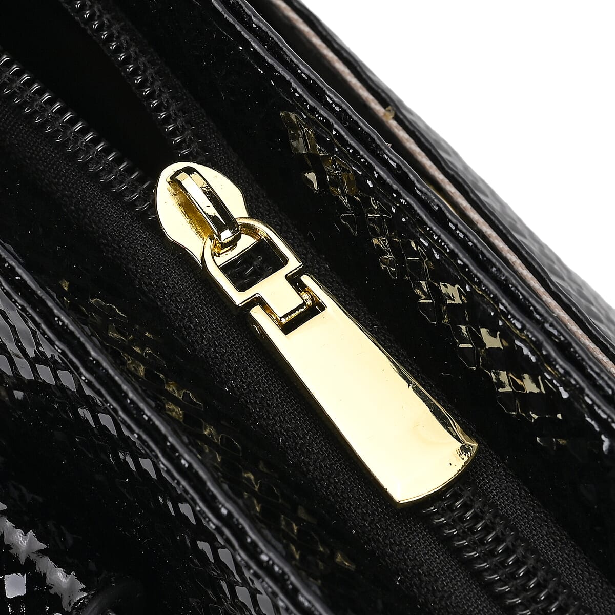 Black Leopard Pattern Faux Leather Crossbody Bag with Shoulder Strap image number 5