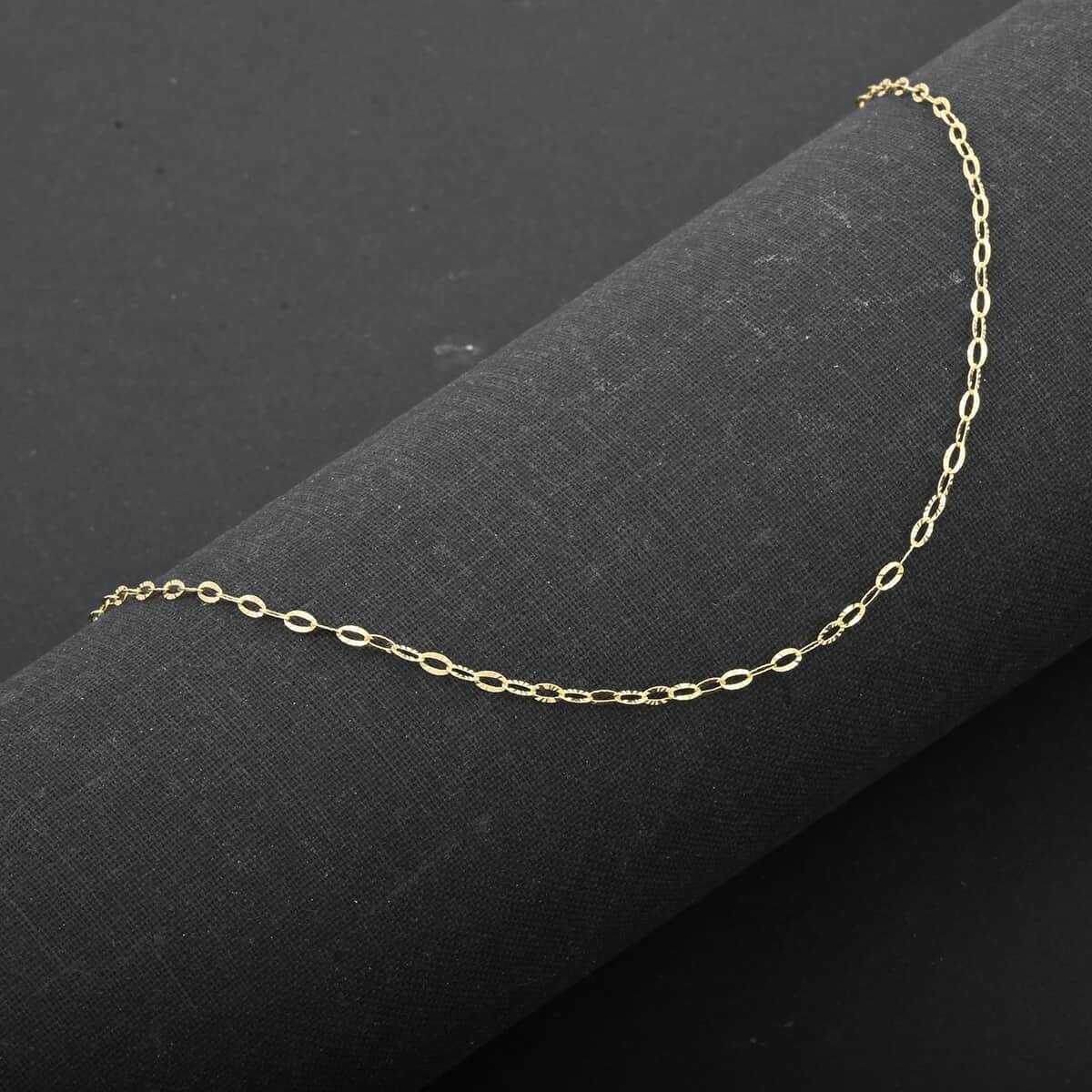 Italian 1.8mm Tuscan Sun Chain in 10K Yellow Gold 1 Grams 18 Inches image number 1