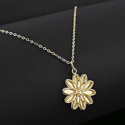 Italian 14mm Grande Flower Necklace in 10K Yellow Gold 1.60 Grams 18 Inches