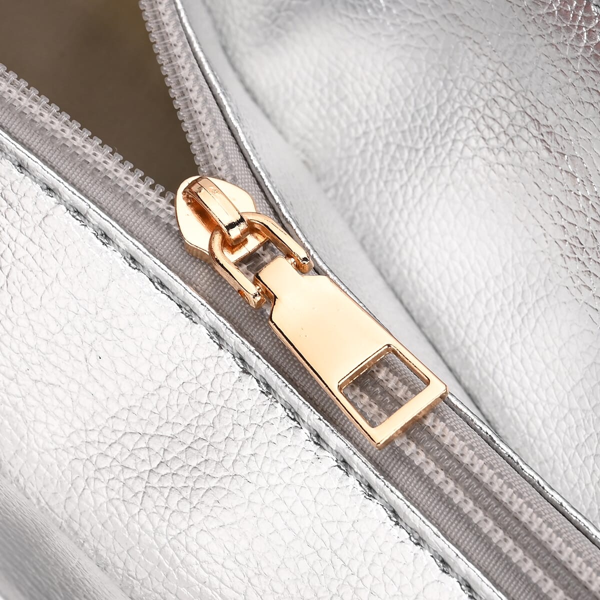 Silver Fashionable Spacious Crystal Tote Bag image number 5