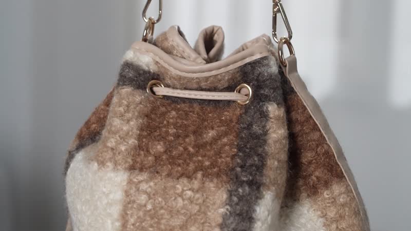 Beige with Checker Pattern Faux Fur Bucket Crossbody Bag (8.7"x7"x9.8")