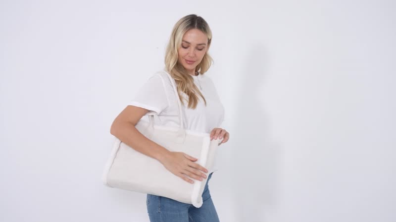 Beige Faux Fur Plush Tote Bag (16.5"x7.9"x14.6")