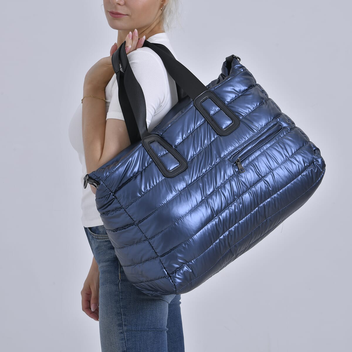 Deep Blue Puffer Quilted Tote Bag with Handle Drop image number 2
