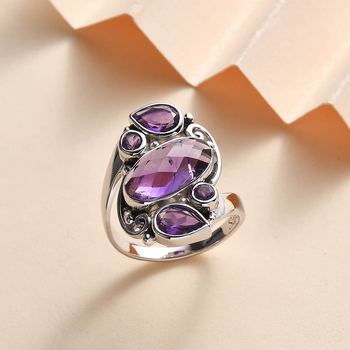 Sajen Silver African Amethyst 4.25 ctw Ring in Rhodium Over Sterling Silver (Size 10.0) image number 1