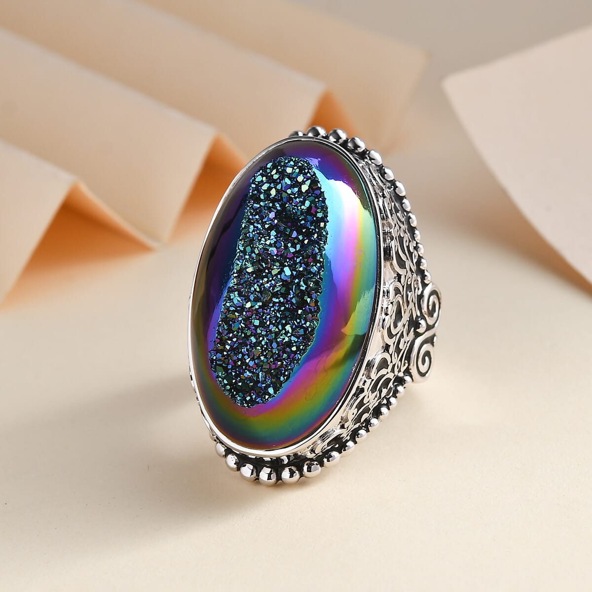 Sajen Silver Forest Window Drusy Quartz 33.50 ctw Ring in Rhodium Sterling Silver (Size 8.0) image number 1