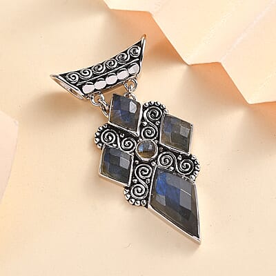 Sajen Silver Malagasy Labradorite 11.00 ctw Pendant in Rhodium Over Sterling Silver