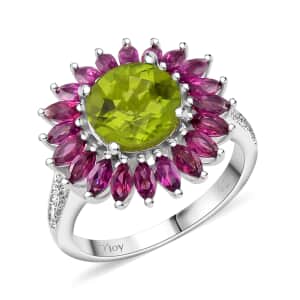 Hebei Peridot and Orissa Rhodolite Garnet 5.25 ctw Scarlet Star Ring in Rhodium Over Sterling Silver (Size 10.0)