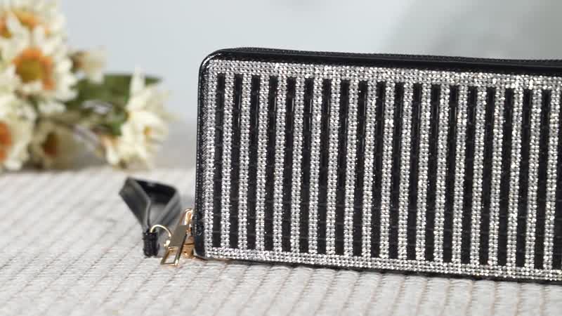 Black Crystal Faux Leather Wallet (7.48"X3.74"x1.1")
