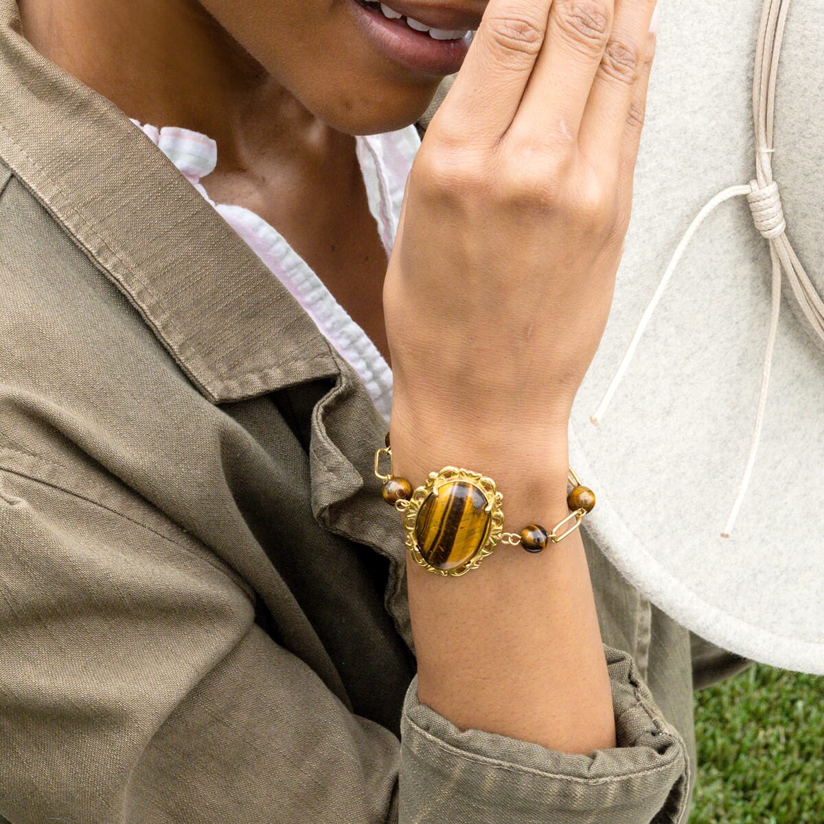 Yellow Tigers Eye 13.00 ctw Bracelet in ION Plated YG Stainless Steel (7.50-9.0In) image number 5