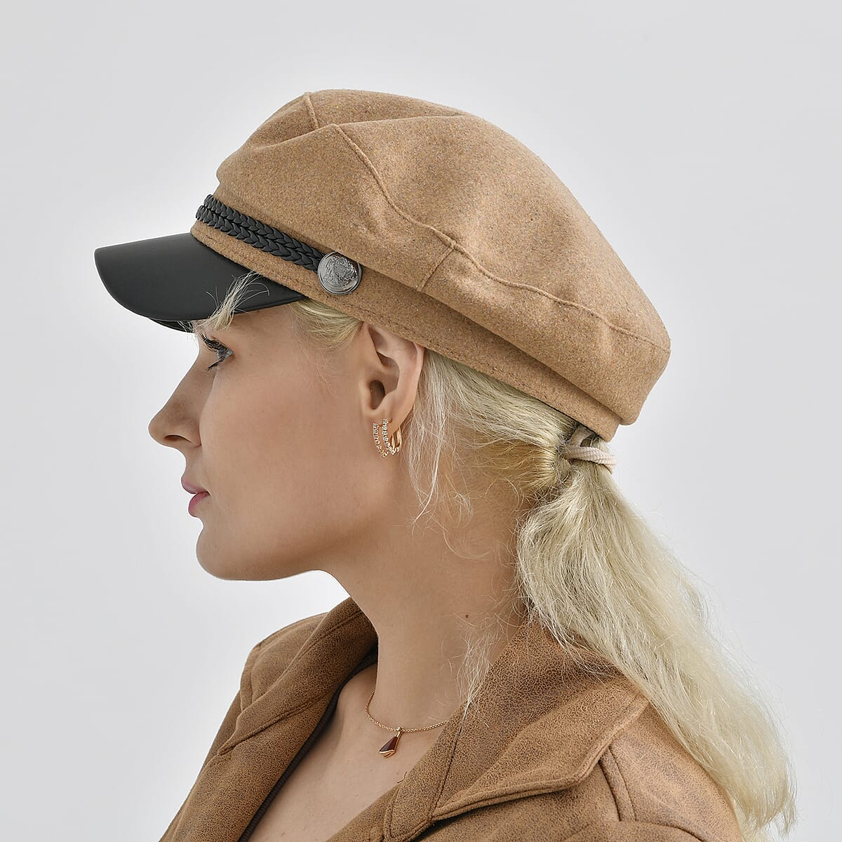Tan Felt Fiddler Cap - Circumference 22-23 Inches image number 2