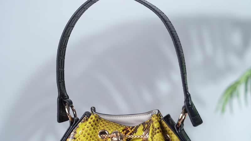 Italy Retro Noble Collection Yellow Snake Print Genuine Leather Bucket Bag (8.3"X5.5"x8.8") with Shoulder Strap 51"