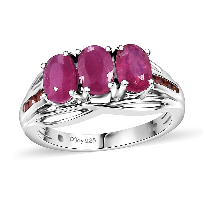 D'Joy Niassa Ruby (FF) and Red Sapphire 2.25 ctw Ring in Rhodium Over Sterling Silver (Size 10.0)