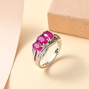 D'Joy Niassa Ruby (FF) and Red Sapphire 2.25 ctw Ring in Rhodium Over Sterling Silver (Size 7.0)