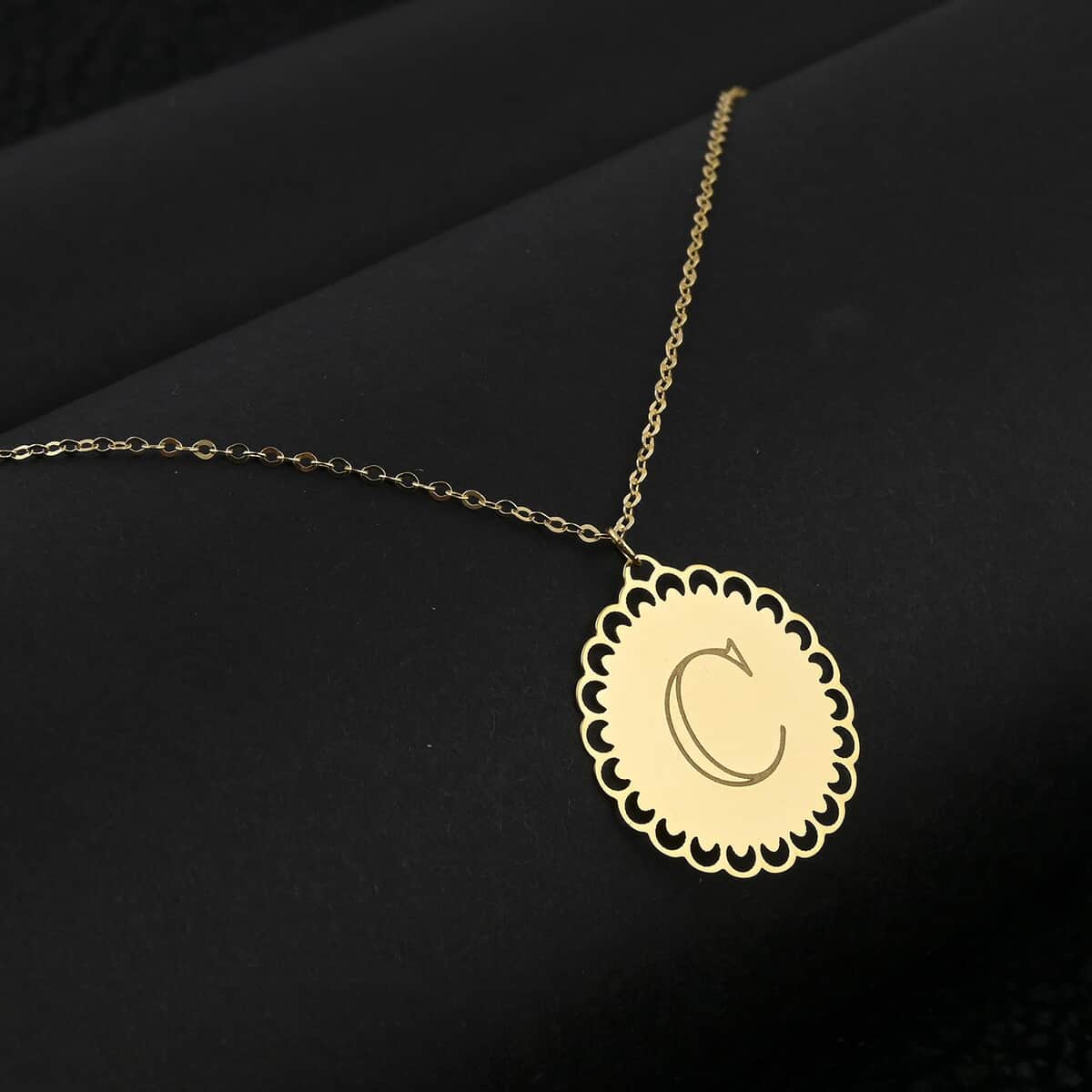 Italian Initials C Necklace in 10K Yellow Gold 1.50 Grams 18-20 Inches image number 1