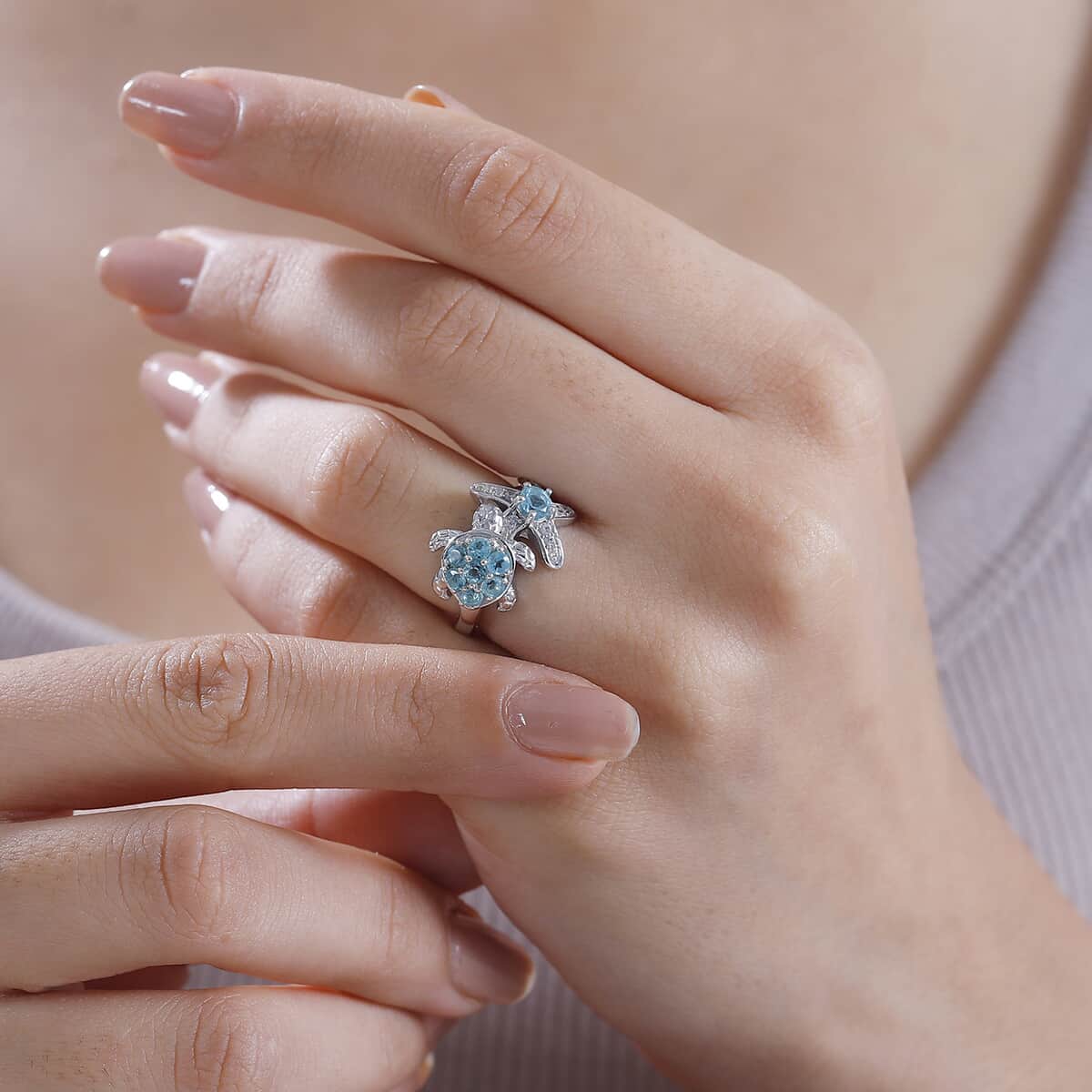 Madagascar Lagoon Apatite and White Zircon 1.00 ctw Turtle Starfish Ring in Rhodium Over Sterling Silver (Size 7.0) image number 2