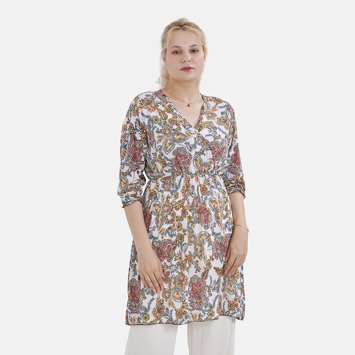 Tamsy White Paisley Elastic Waist 3/4 Sleeve V-Neck Tunic - One Size Fits Most image number 0