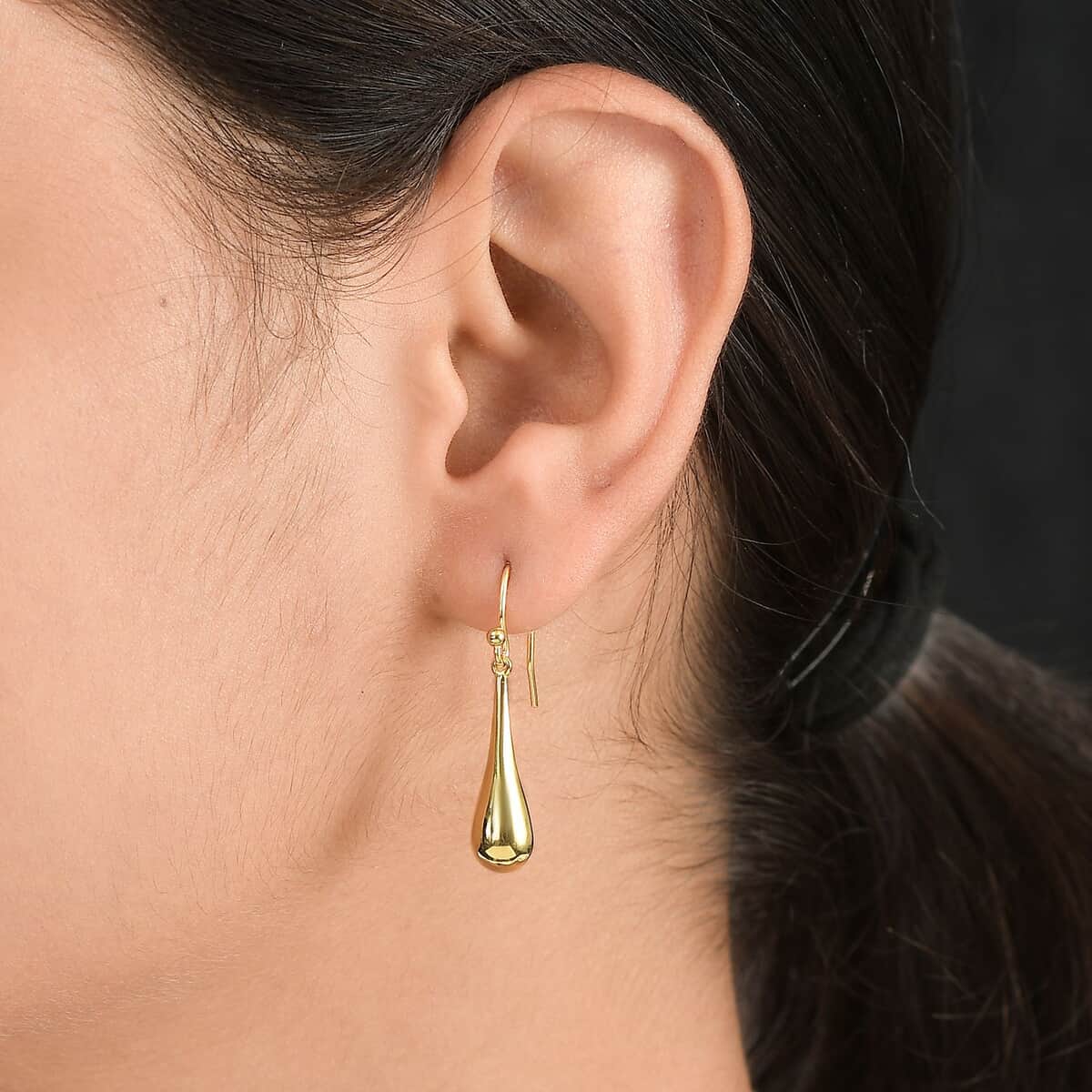 Water Drop Earrings in 14K Yellow Gold Over Sterling Silver 1.95 Grams image number 2