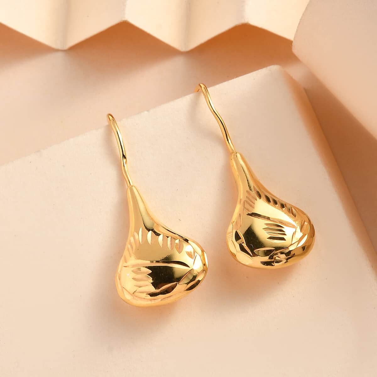 Organic Shape Teardrop Earrings in 14K Yellow Gold Over Sterling Silver 2.50 Grams image number 1