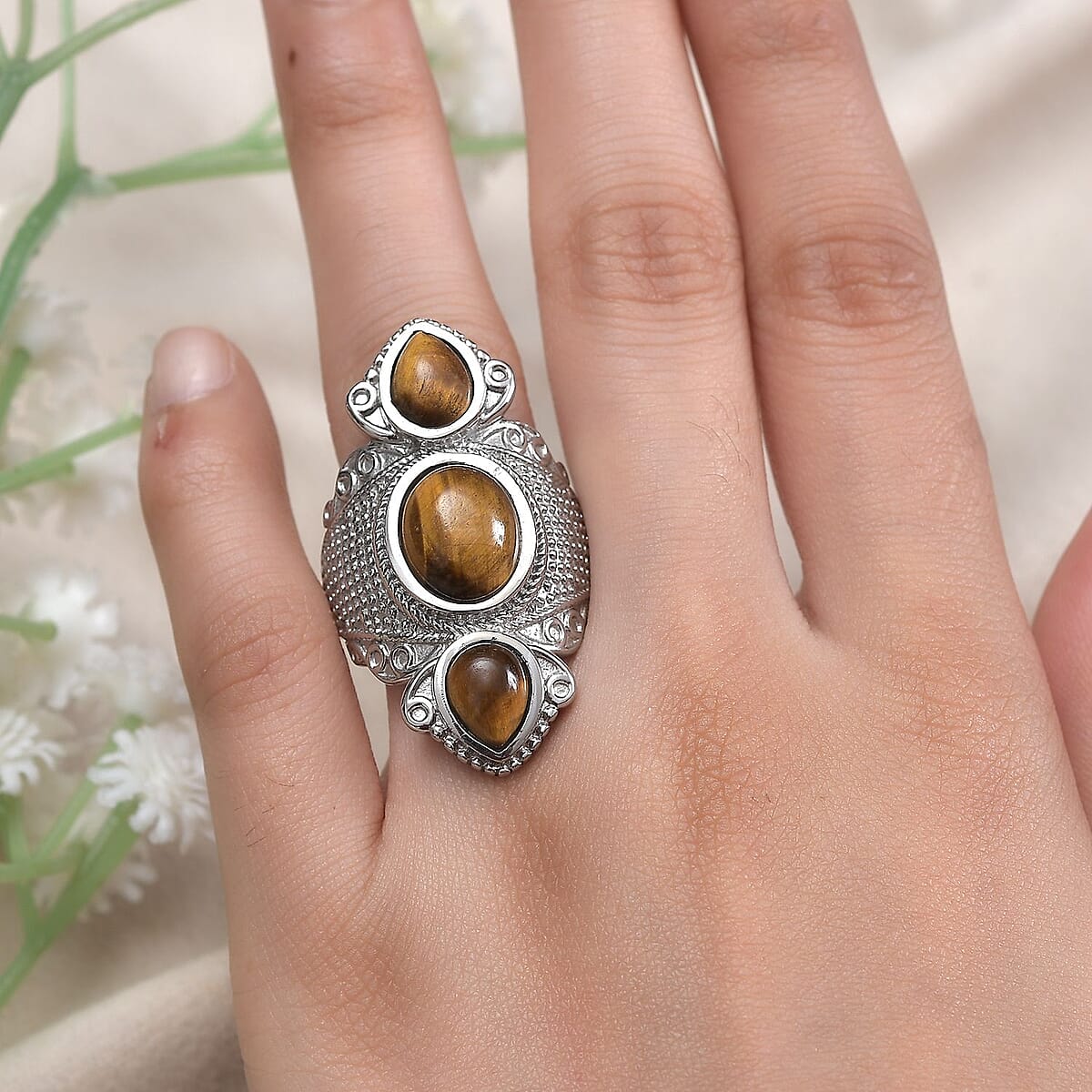 Tiger's Eye 9.85 ctw 3 Stone Ring in Stainless Steel (Size 9.0)  image number 2