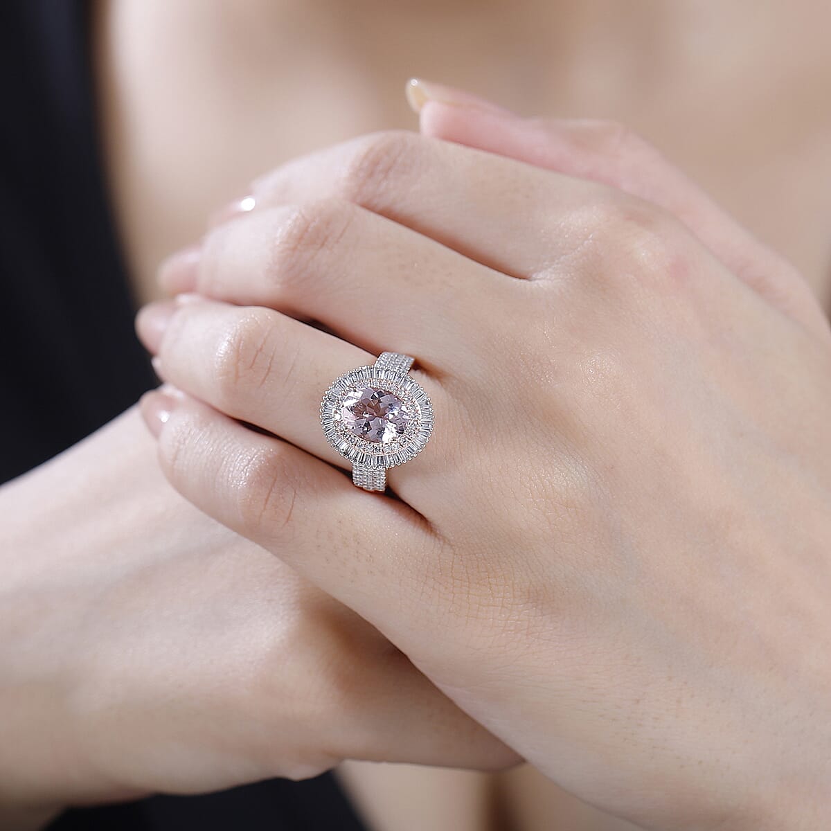 Certified & Appraised Iliana AAA Pink Morganite, SI Natural Pink and White Diamond 2.67 ctw Ring in 18K Rose Gold (Size 7.0) 6.20 Grams image number 2