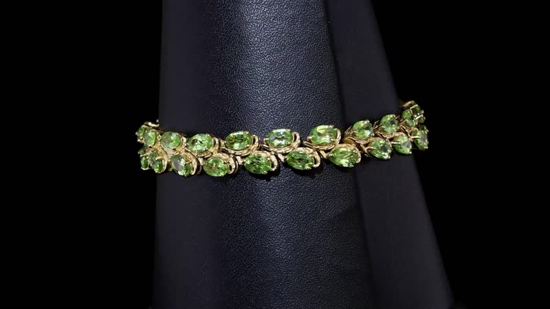 Peridot 17.75 ctw Bracelet in 18K Vermeil Yellow Gold Over Sterling Silver (7.25 In)