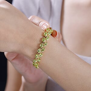 Hebei Peridot 16.00 ctw Tree Vines Bracelet in 18K Vermeil Yellow Gold Over Sterling Silver (6.50 In)