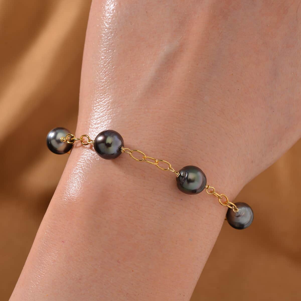 Baroque Shape Tahitian Pearl Station Bracelet in 14K Yellow Gold Over Sterling Silver (8.00 In) image number 1