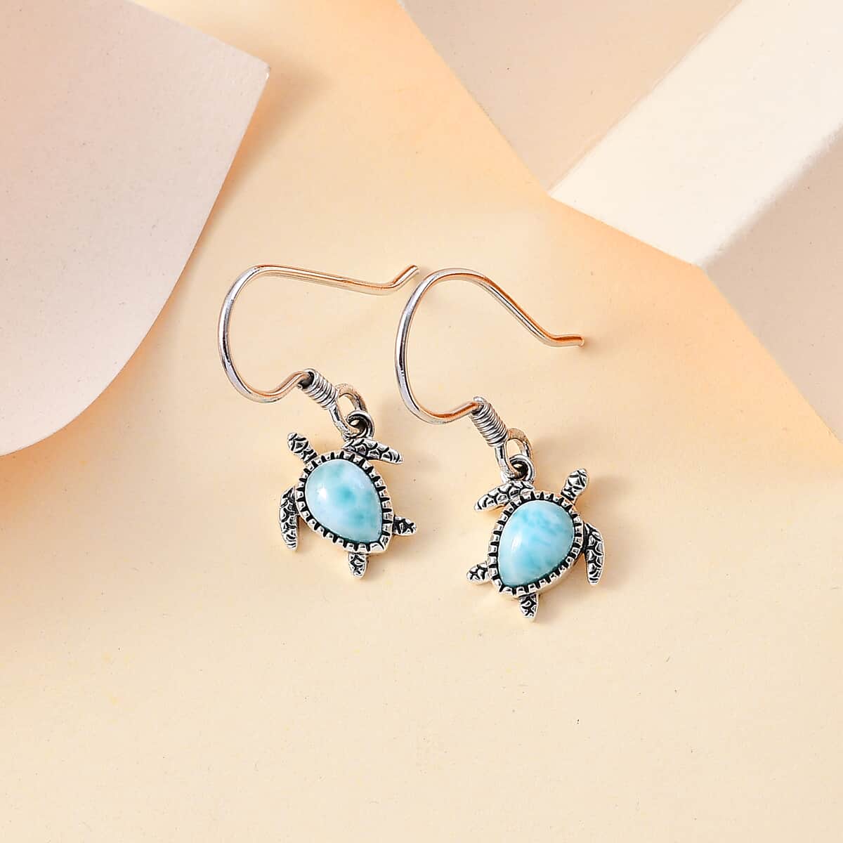 Artisan Crafted Premium Larimar 2.00 ctw Turtle Earrings in Sterling Silver image number 1