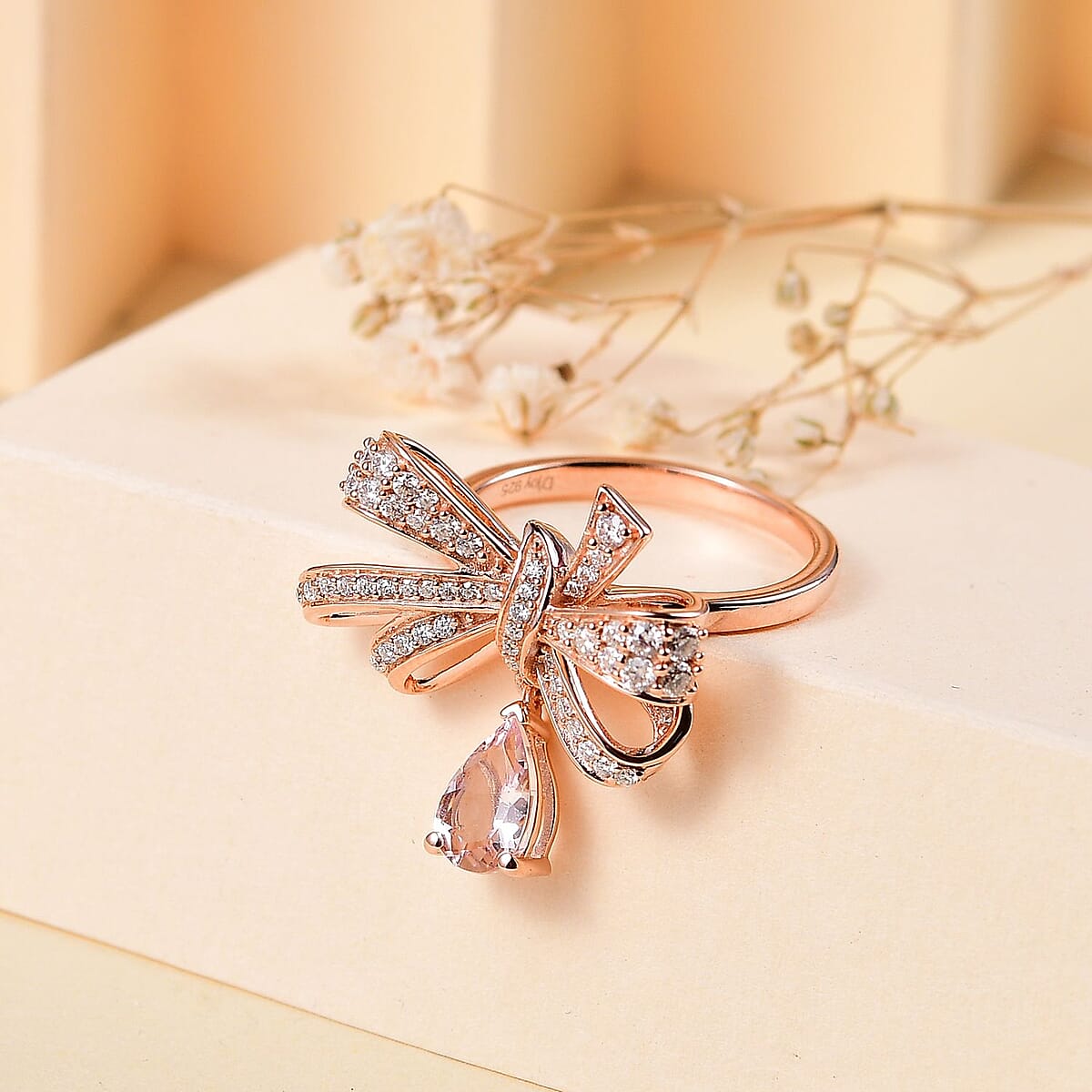 Pink Morganite and Moissanite 1.40 ctw Love Knot Ring in 18K Vermeil Rose Gold Over Sterling Silver (Size 7.0) image number 1