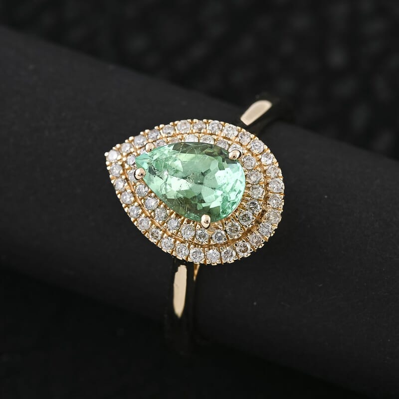 Certified and Appraised Luxoro AAA Boyaca Colombian Emerald, Diamond Ring in 14K Yellow Gold 1.50 ctw (Size 10.0)