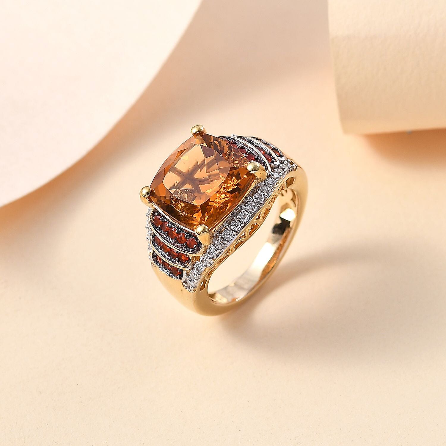 Santa Ana Madeira Citrine / 5 - Product card gallery slide 2 (9432280662271)